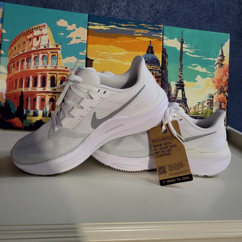 Nike Structure 25 Women's Road Running Shoes NWT SZ9